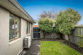 1/281 Main South Road, Hornby