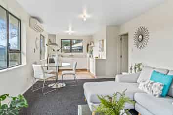 1/281 Main South Road, Hornby