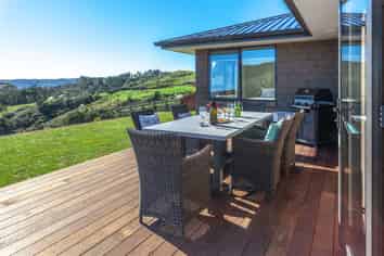 4 Manatu Close, Whangamata