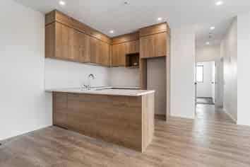 A205/553- Glenfield Road, Glenfield