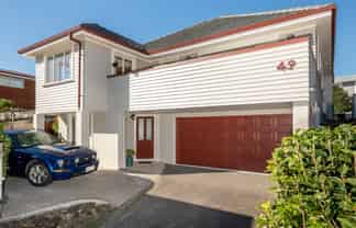 49 Smiths Road, Matua