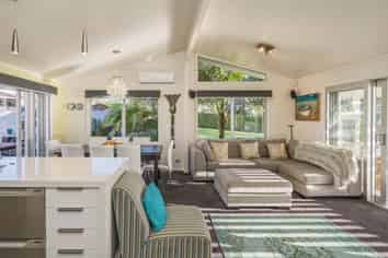 65 El Dorado Leader, Pauanui