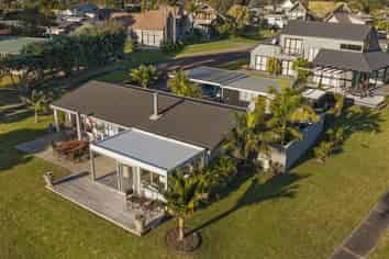 65 El Dorado Leader, Pauanui