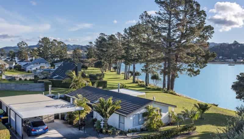 65 El Dorado Leader, Pauanui