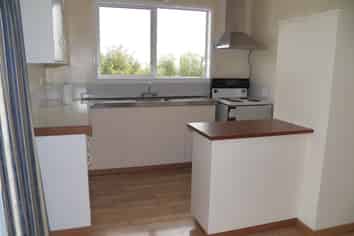 33A Edgecombe Street, Newlands