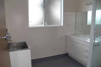 33A Edgecombe Street, Newlands