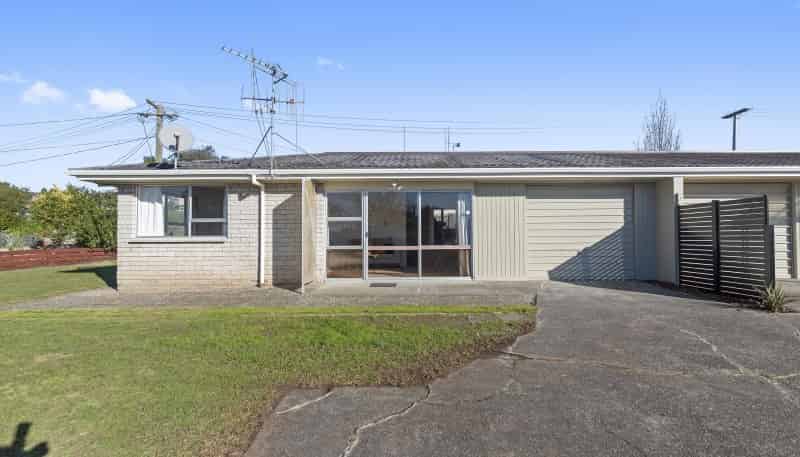 67A Tuhikaramea Road, Dinsdale