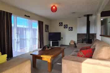 23 Gilmour Place, Taradale