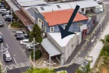 High Visibility in Puke - Retail/Office