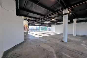 Modern Central Manurewa - Office/Retail