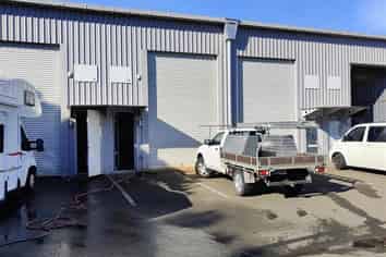 TIDY STORAGE UNIT OR WORKSHOP