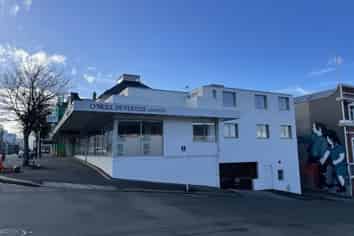 Modern Gridiron office