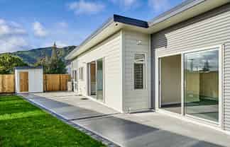 2/64 Godley Street, Waiwhetu