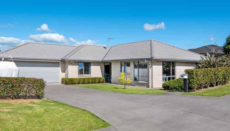 25 Weatherly Drive, Beachlands