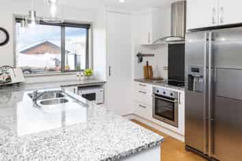 25 Weatherly Drive, Beachlands