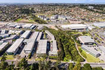 ALBANY LIVE AND WORK