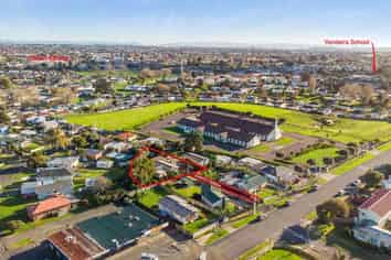 87 Ferguson Road, Otara