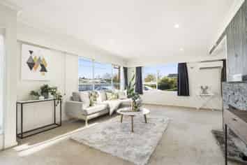 23 Chesterman Road, Riverlea