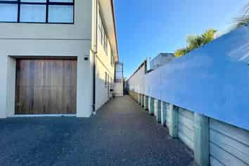 36 Sea Spray Drive, Bucklands Beach