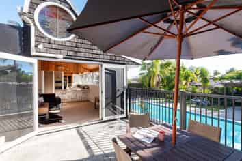 10 Caithness Pl, Farm Cove