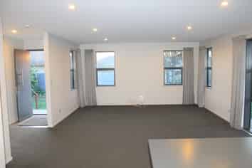 1 Vivian St, Burwood