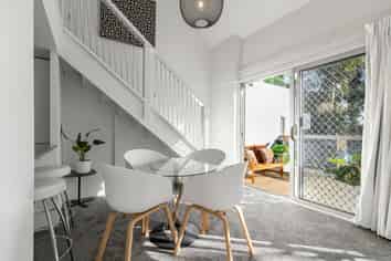 10/31 Meadowbank Road, Meadowbank