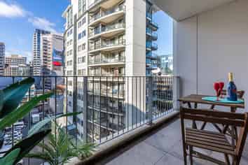 L8/17 Vogel Lane, Auckland Central