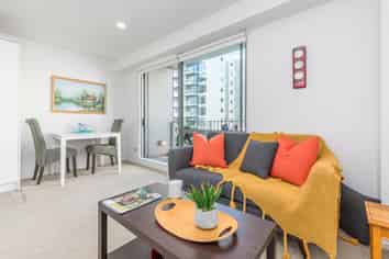 L8/17 Vogel Lane, Auckland Central