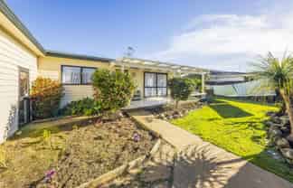 2/90 Jellicoe Road, Manurewa