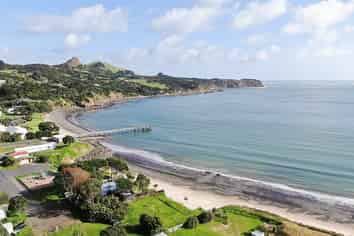 9 Freese Park Road, Omapere