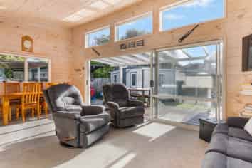 5A Tuna Place, Whangamata