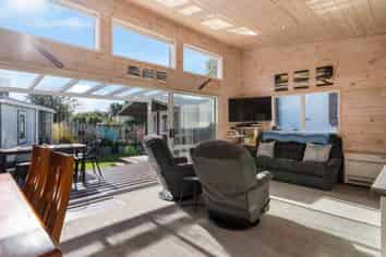 5A Tuna Place, Whangamata