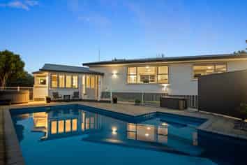 32 Comries Road, Chartwell