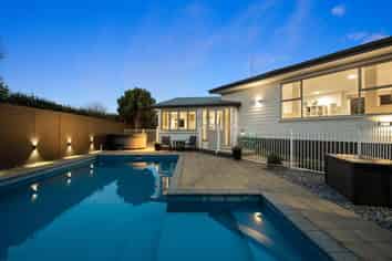 32 Comries Road, Chartwell