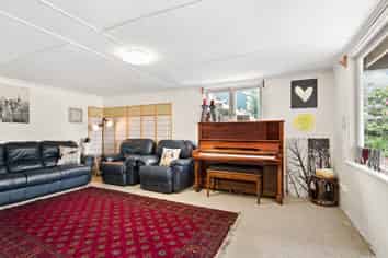 41 Seacliffe Road, Hillsborough