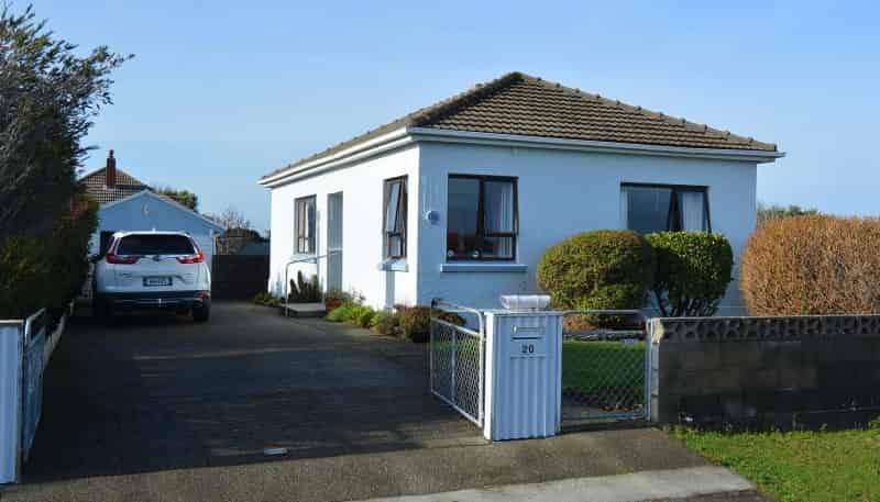 20 Saturn Street, Strathern