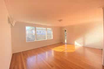 2/39 Pah Road, Epsom