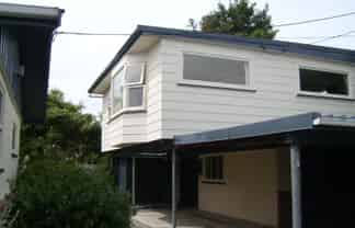 98a Broadway, Carterton