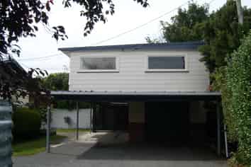 98a Broadway, Carterton