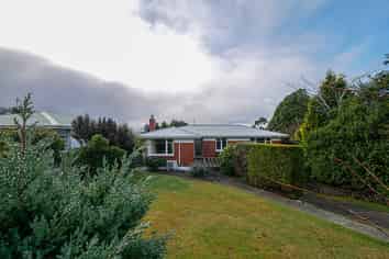 16 Caldwell, Brockville