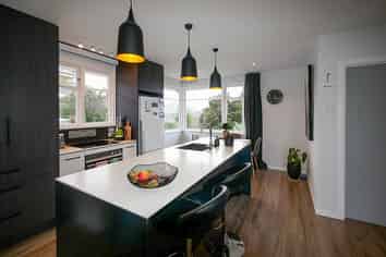 16 Caldwell, Brockville