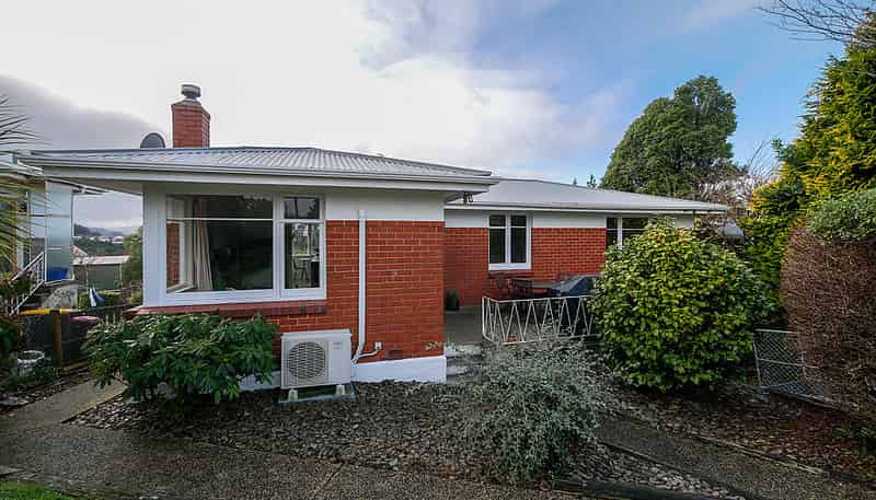 16 Caldwell, Brockville