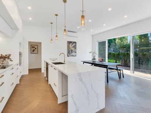 414b Beach Road, Mairangi Bay