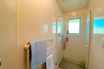 9 March Street, Spring Creek