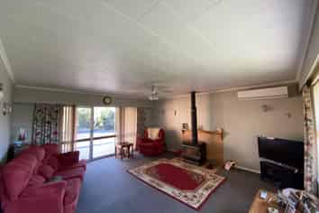 9 March Street, Spring Creek