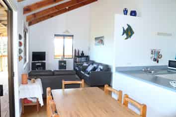 5 Cable Bay Block Rd, Cable Bay