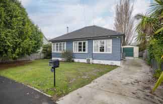 52 Riley Crescent, Woolston