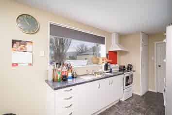 52 Riley Crescent, Woolston