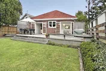 9 Hawea Rd, Point Chevalier