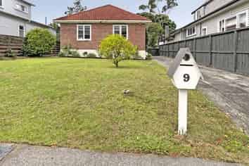 9 Hawea Rd, Point Chevalier